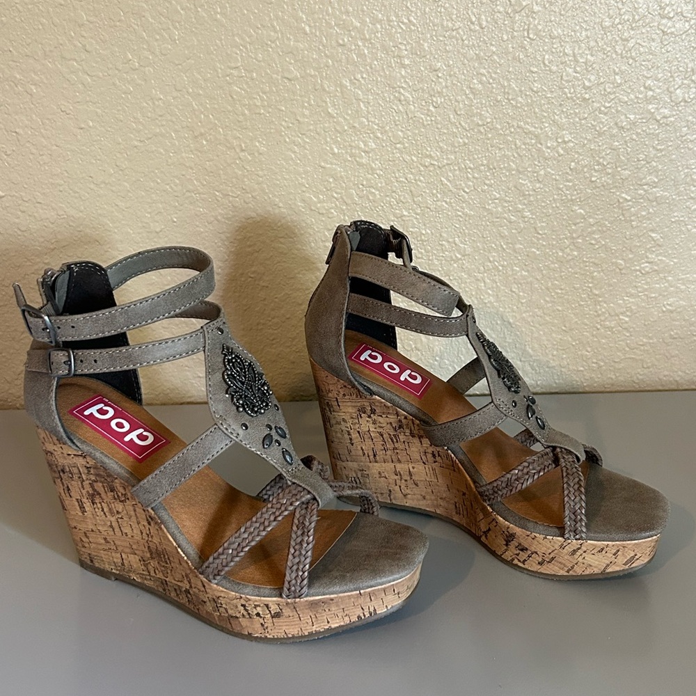 Pop Palm Tree Grey Distress Wedges, Size 7.5 - Picture 2 of 8